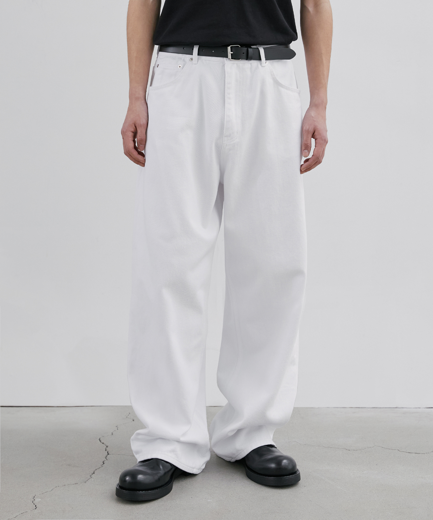 1708 CLEAR WHITE JEANS [MAX WIDE STRAIGHT]